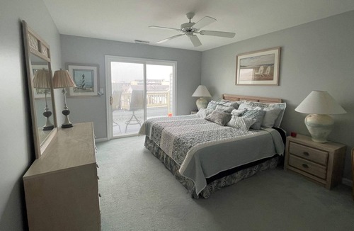 Heron Harbour Isle Apartment | Baywatch 302-120th Su