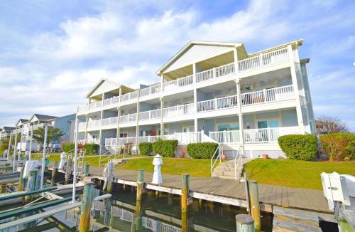 Heron Harbour Isle Apartment | Baywatch III 302A condo