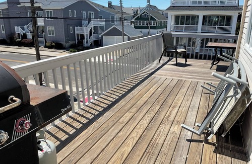 Gold Coast Condo | Beach Blk Condo 4bdrm/2 Baths O/S Shwr/2 Decks Ocean View
