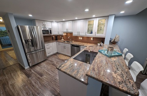 Ship Bottom House | Beach block 2 bed/2.1 bath TownHome with heated pool.