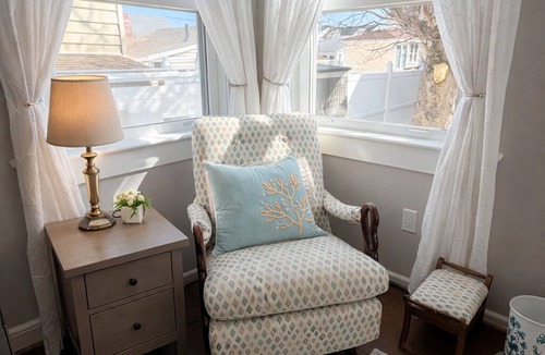 Ocean Beach I House | Beach Block 5-Bdrm with Chalet, Steps to Beach