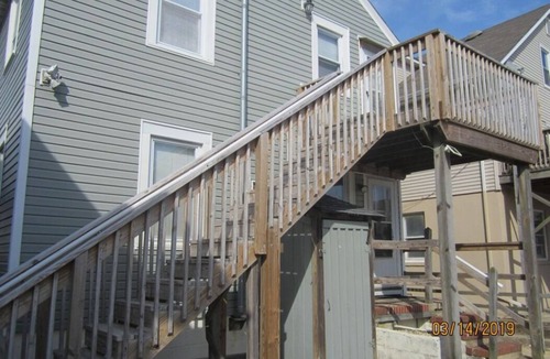 Ortley Beach Apartment | Beach Block, Renovated 2 bdrm, sleep 6, 1st flr unit Yard/Parking 4 beach badges
