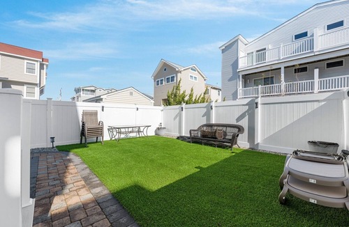 Townsend's Inlet House | Beach Block with an Ocean View Southend