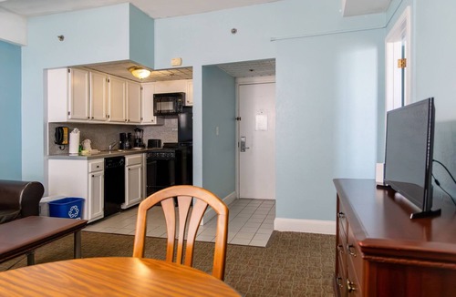 Brigantine House | Beach Getaway! 4 Spacious Units w/Kitchen, Parking, Bar, Pool!