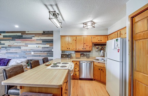 Brainerd House | Beach & Lake Access: Brainerd Townhome
