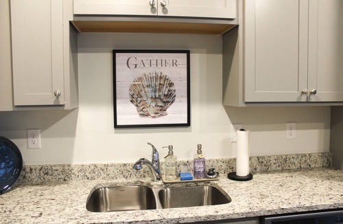 Ocean View House | Beach Life - Townhouse 1.5 miles from Beach