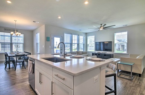 Millville House | Beach Shuttle, 3 Pools: Bishop's Landing Townhome