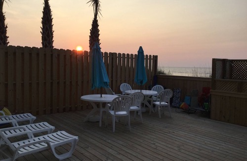 Garden City Condo | Beachfront Condo, ground parking, beach, Pool, 20 Ft to beach, 1mi to pier/dwtn