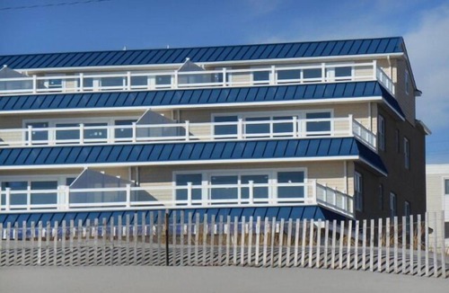 Sea Isle City House | BEACHFRONT Townhouse Condominium with an elevator.