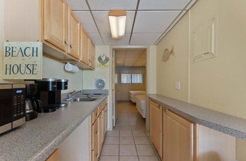 Wildwood Crest Condo | Beachside Condo w/, Ocean Views | Pool | BBQ Grill
