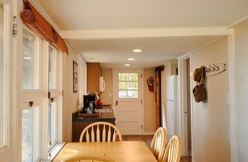 Manitowish Waters Cabin | Beachview Cabin | Dog-Friendly in Fall & Spring