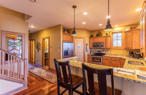 Foscoe House | Bearfoot Lodge at Echota Resort - Pool, Gym, Fishing Access, Private hot tub