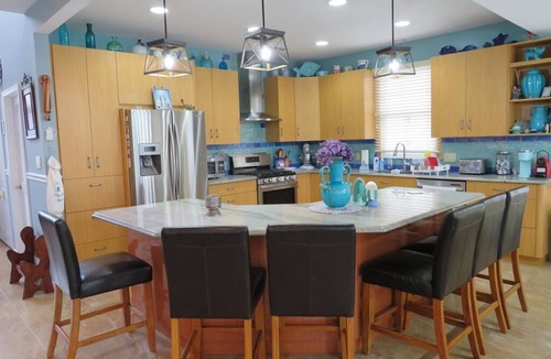 Beach Haven West House | Beautiful 2200 sq ft home Sleeps 10 Bring your water toys!