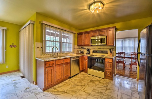 Sicklerville House | Beautiful 4-Bedroom Pool Home w/2-Story Deck!