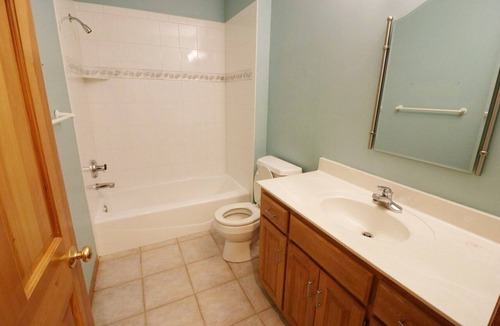 Eden Prairie House | Beautiful and Large house in great location Eden Prairie