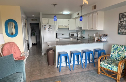 Midtown Ocean City Condo | Beautiful Bayside Condo - Perfect Sunsets and Short Walk to Beach - 56th Street