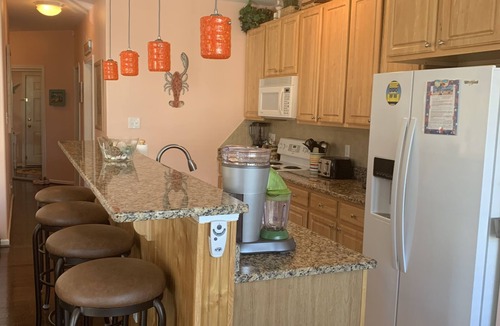 Wildwood Condo | Beautiful Beachy Condo, 3 Blocks to Beach!