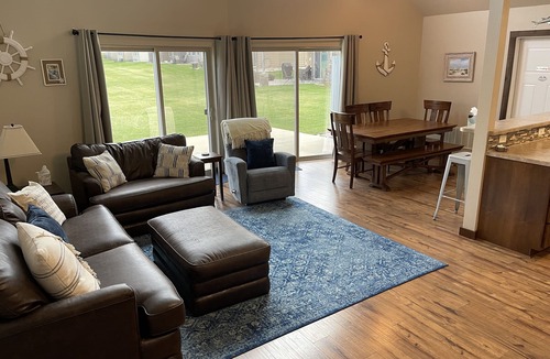 West Okoboji House | Beautiful cabin with large back yard and a community pool