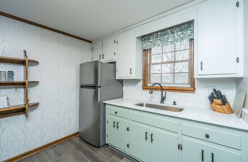Cross House | Beautiful Cottage between Lake Moultrie and Lake Marion