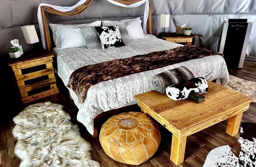 Hermosa Cabin | Beautiful Dome with Fire Pit in Hermosa, South Dakota