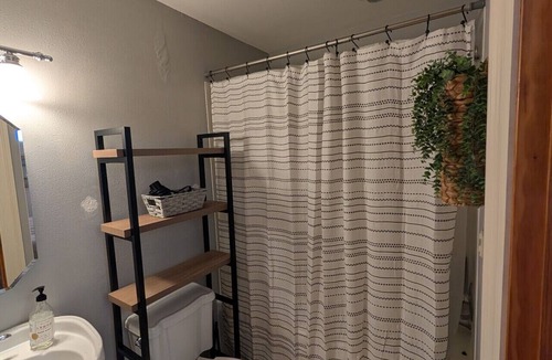 Waverly Apartment | Beautiful Down Town Flat