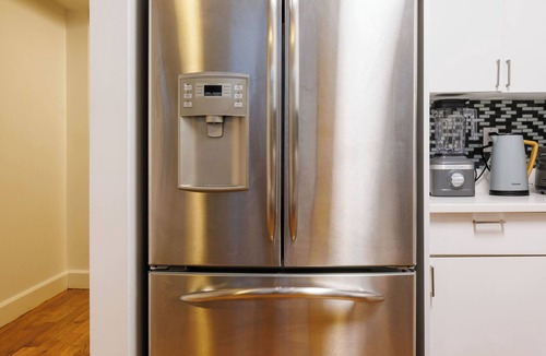 Ukrainian Village Apartment | Beautiful Entire 3beds Apartment East Village