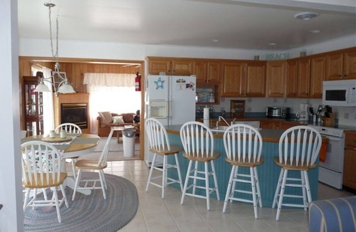 Ocean View House | Beautiful House 3 Miles To Bethany Beach.