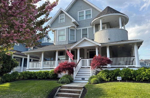 Avon by the Sea House | Beautiful Jersey Shore 5BR+ Home Beach with pool - Avon