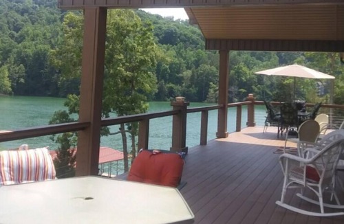 La Follette House | BEAUTIFUL Lakefront Home on NORRIS LAKE