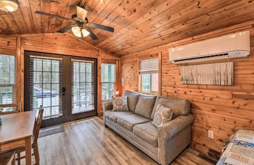 New Bern Apartment | Beautiful New Bern Studio Cabin w/Fire Pit!