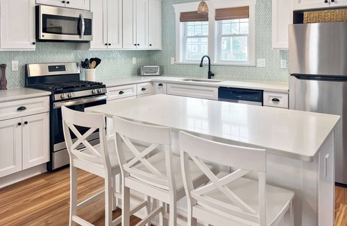 West Belmar House | Beautiful new fully-renovated house close to Belmar and Spring Lake beach!