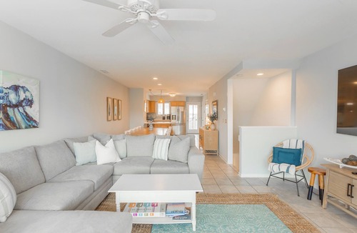 South Rehoboth House | Beautiful Ocean Block Downtown Rehoboth Beach Townhouse