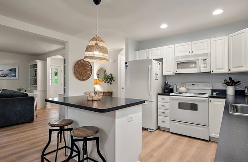 Ocean Pines House | Beautiful Pines Home - Great for large families & close to all area attractions!