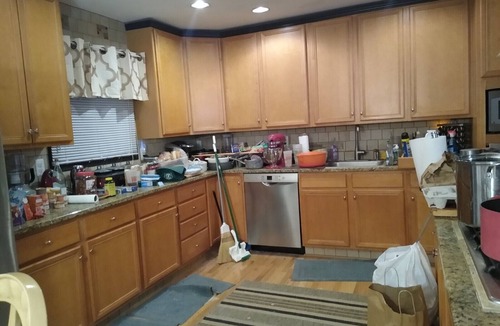 Toms River House | Beautiful Ranch w/3 bedrooms and 3 baths/open concept/big back yard/dog friendly