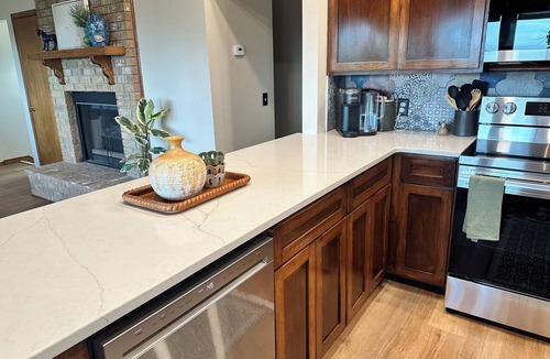 Paradise Hill House | Beautiful remodeled home with stunning lake views