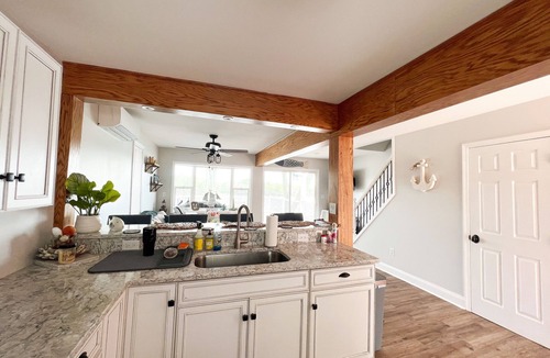 Glen Burnie House | Beautiful remodeled waterfront home - 20 minutes from Baltimore!