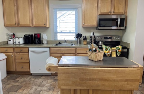 Rock Hall House | Beautiful Retreat Located in Rock Hall - walk to everything!