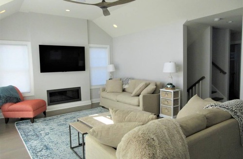 Surf City House | Beautiful single family in Surf City with Elevator