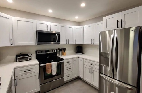 Southwest Center City House | Beautiful Townhouse Near Rittenhouse With Parking, Patio, Deck & Gated Yard