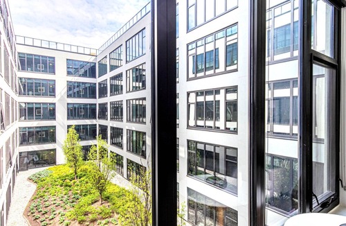 Uptown Apartment | Beautiful Uptown 1BR w/Gym, Rooftop Pool, 2 blocks to L, by Blueground