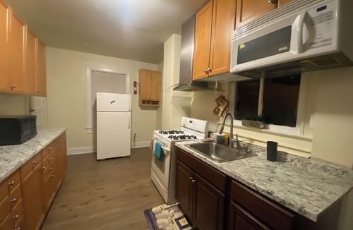Pikesville Apartment | Beautifully furnished entire first floor home
