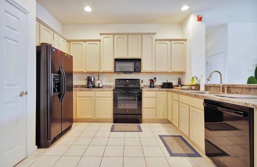Villages of Five Points Condo | Beautifully Furnished Condo in Villages of Five Points