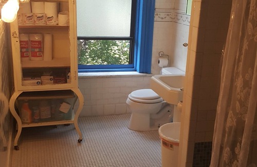 Clinton Hill Bed & Breakfast | BEDROOM # 3 WITH AN EVENT SPACE AND BACK PORCH