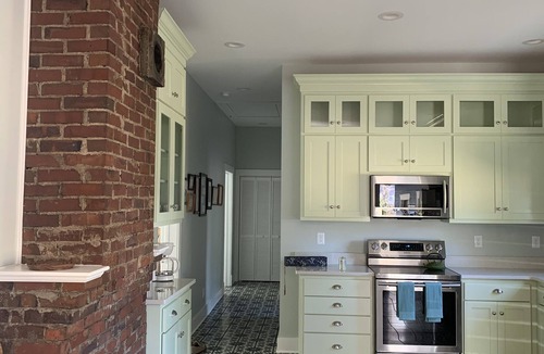 Bell Buckle House | Bell Buckle Bungalow - Beautiful, brand new, fully renovated 3 bedroom, 2 bath