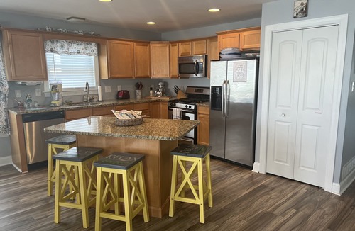 Wildwood Condo | Bella Casa Beautiful House Nestled In A Wonderful Location 1.5 Blocks From Beach