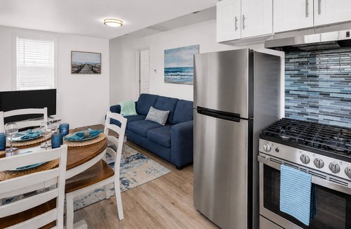 Wall House | Belmar Beach Bungalow · 3.5 Blocks to Sand · Fire Pit, Grill, 3 Beach Badges