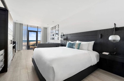 Long Branch Hotel | Best Place to Unwind, Romantic Beachfront Getaway! Pets Are Welcome, Pool!