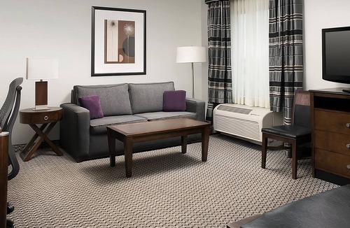 Athens Hotel | Best Place to Unwind! Free Breakfast, Indoor Pool, Pets Allowed, Free Parking!