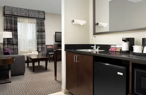 Athens Hotel | Best Place to Unwind! Free Breakfast, Indoor Pool, Pets Allowed, Free Parking!
