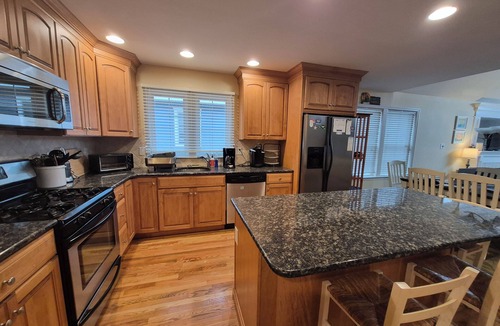 Townsend's Inlet House | Best Sunsets in Sea Isle - Bay Block Rental- 2 Blocks to Beach- Townsend Inlet